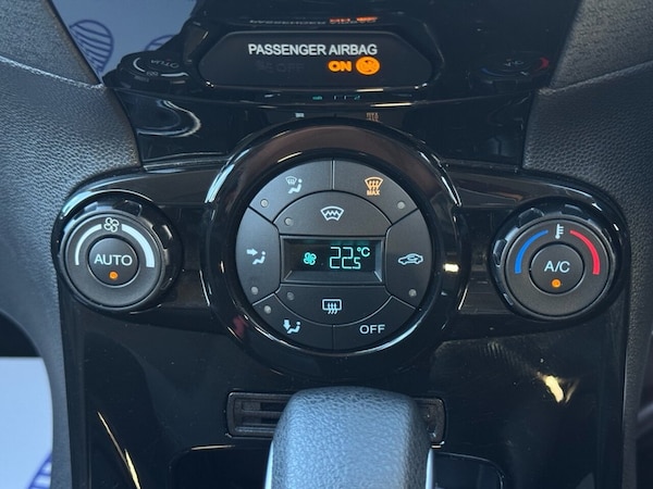 Used Ford Fiesta 2017 for sale - 76333620: Photo 42