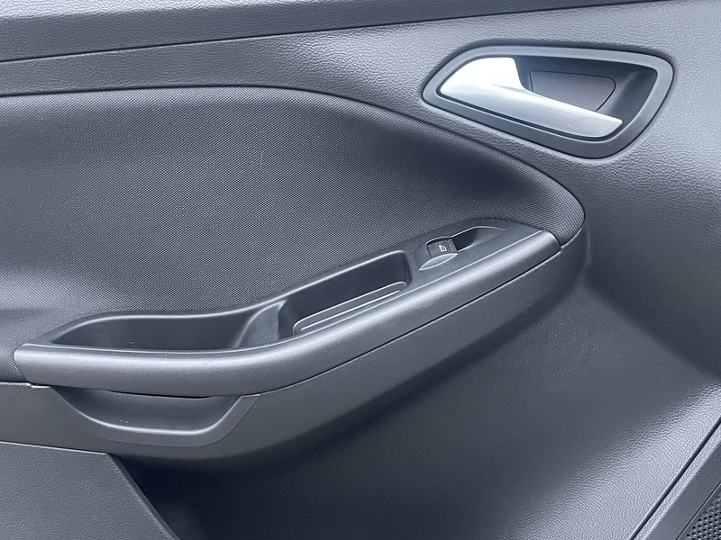 Used Ford Focus 2017 for sale - 77335652: Photo 36