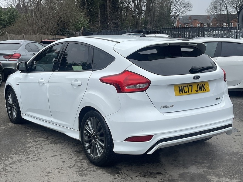 Used Ford Focus 2017 for sale - 77335652: Photo 9