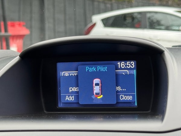 Used Ford Fiesta 2015 for sale - 76280042: Photo 13