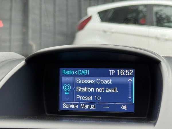 Used Ford Fiesta 2015 for sale - 76280042: Photo 15