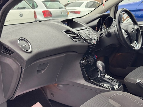 Used Ford Fiesta 2015 for sale - 76280042: Photo 26