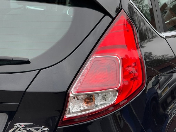 Used Ford Fiesta 2015 for sale - 76280042: Photo 34