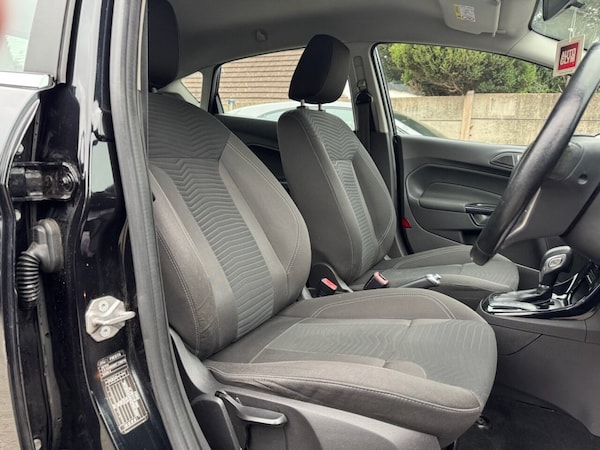 Used Ford Fiesta 2015 for sale - 76280042: Photo 40