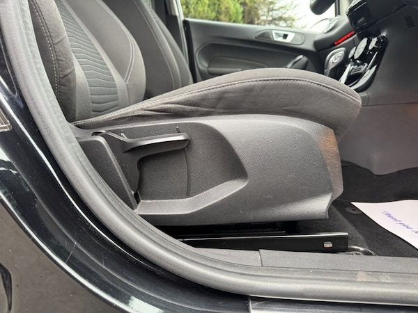 Used Ford Fiesta 2015 for sale - 76280042: Photo 41