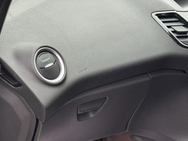 Used Ford Fiesta 2015 for sale - 76280042: Photo 46
