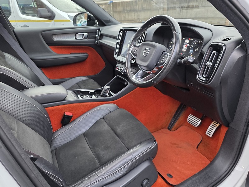 Used Volvo XC40 2018 for sale - 77485579: Photo 3