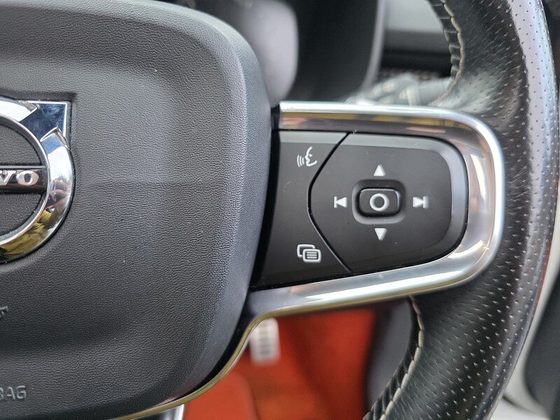 Used Volvo XC40 2018 for sale - 77485579: Photo 43