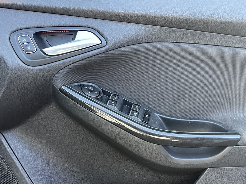 Used Ford Focus 2016 for sale - 78025112: Photo 28