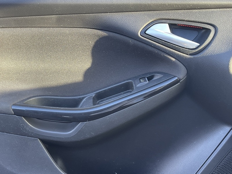 Used Ford Focus 2016 for sale - 78025112: Photo 32