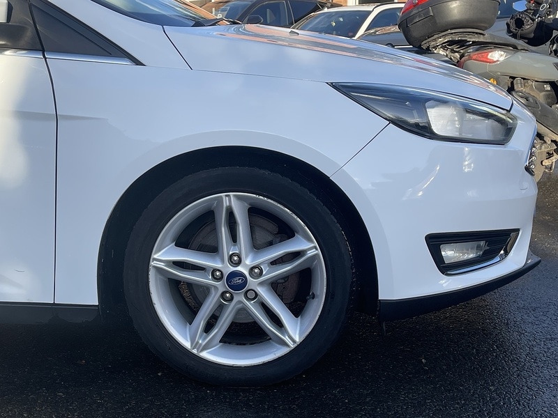 Used Ford Focus 2016 for sale - 78025112: Photo 5