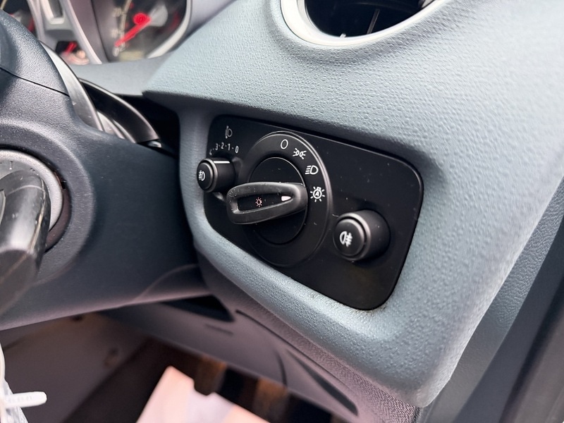 Used Ford Fiesta 2009 for sale - 77149309: Photo 27