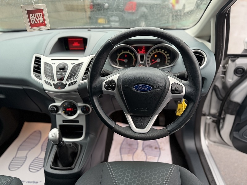 Used Ford Fiesta 2009 for sale - 77149309: Photo 28