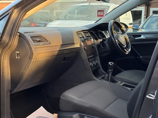Used Volkswagen Golf 2017 for sale - 76267320: Photo 14