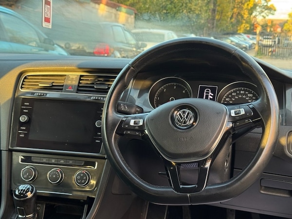 Used Volkswagen Golf 2017 for sale - 76267320: Photo 39