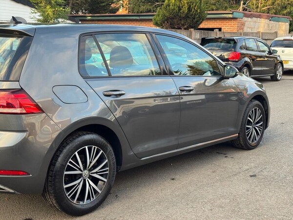 Used Volkswagen Golf 2017 for sale - 76267320: Photo 7