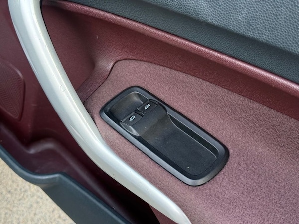 Used Ford Fiesta 2009 for sale - 76256153: Photo 21
