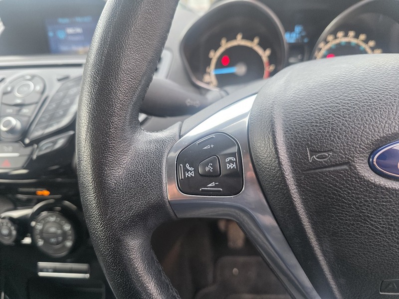 Used Ford Fiesta 2016 for sale - 77200867: Photo 40