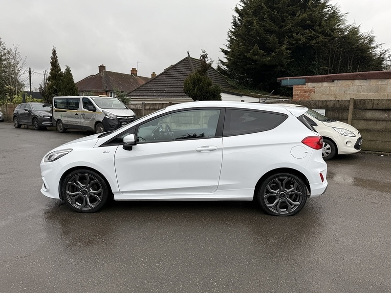 Used Ford Fiesta 2017 for sale - 77990184: Photo 13
