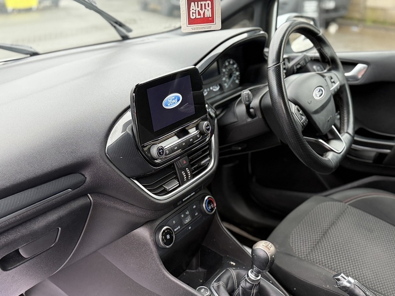 Used Ford Fiesta 2017 for sale - 77990184: Photo 18