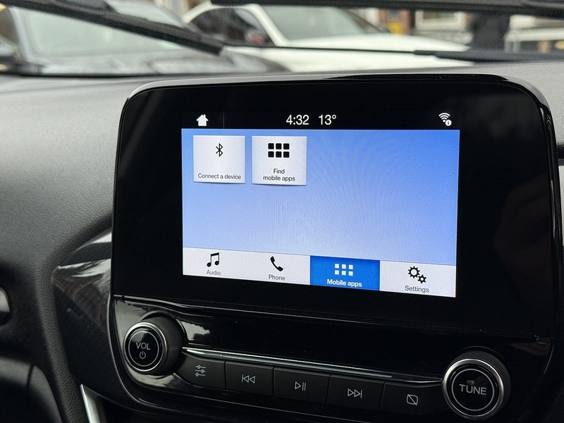 Used Ford Fiesta 2017 for sale - 77990184: Photo 30