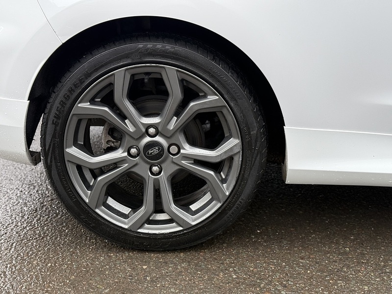 Used Ford Fiesta 2017 for sale - 77990184: Photo 6