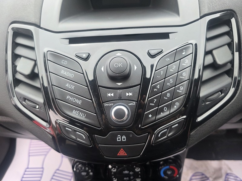 Used Ford Fiesta 2014 for sale - 77501089: Photo 30