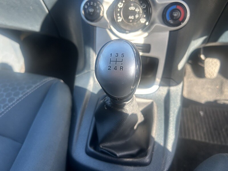 Used Ford Fiesta 2011 for sale - 77930447: Photo 30