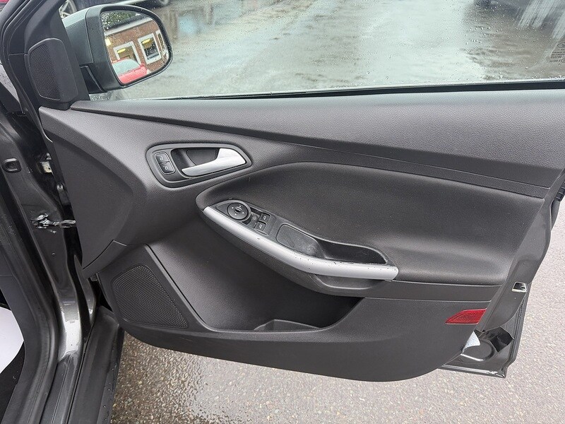 Used Ford Focus 2016 for sale - 77535589: Photo 21