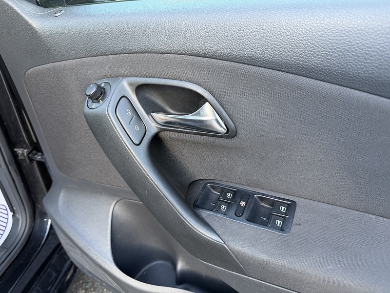 Used Volkswagen Polo 2013 for sale - 77282325: Photo 17