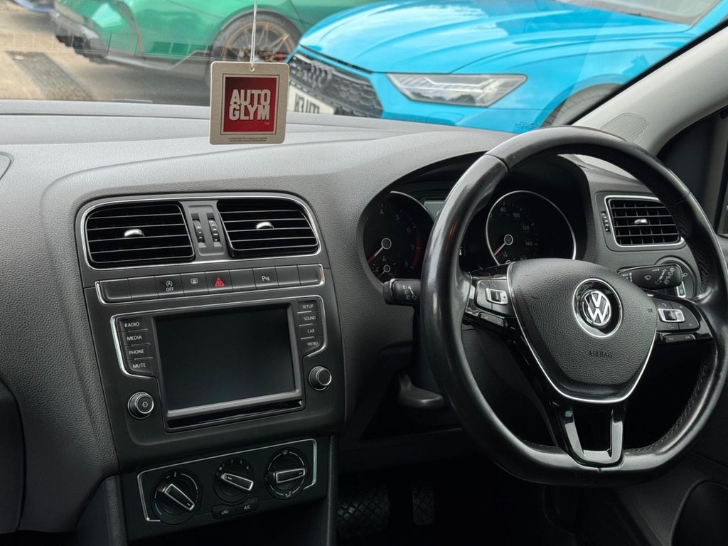 Used Volkswagen Polo 2016 for sale - 76256754: Photo 3
