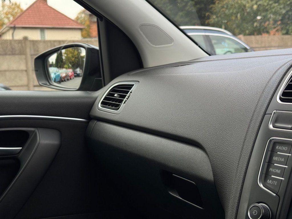 Used Volkswagen Polo 2016 for sale - 76256754: Photo 31