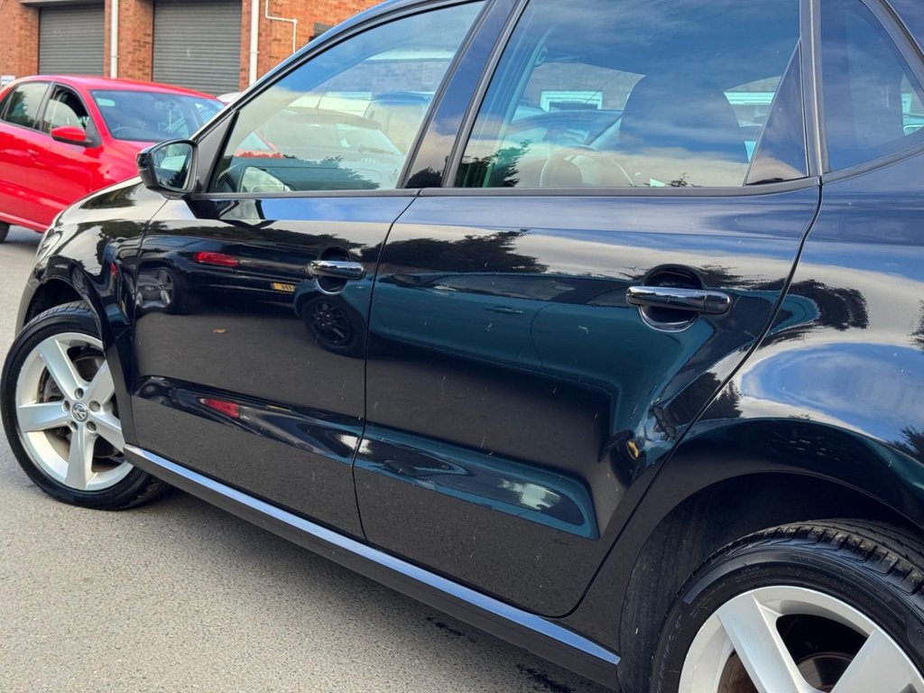 Used Volkswagen Polo 2016 for sale - 76256754: Photo 5