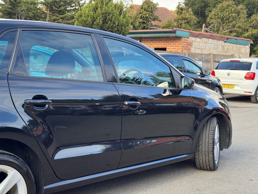 Used Volkswagen Polo 2016 for sale - 76256754: Photo 9