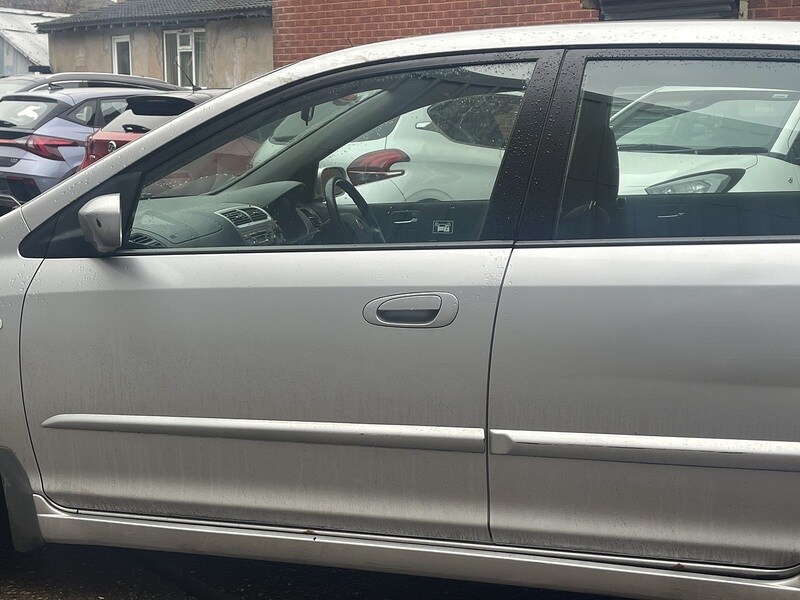 Used Honda Civic 2005 for sale - 77515224: Photo 14