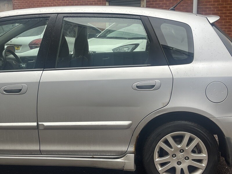 Used Honda Civic 2005 for sale - 77515224: Photo 15