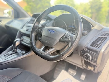 Used Ford Focus 2017 for sale - 78882100: Photo