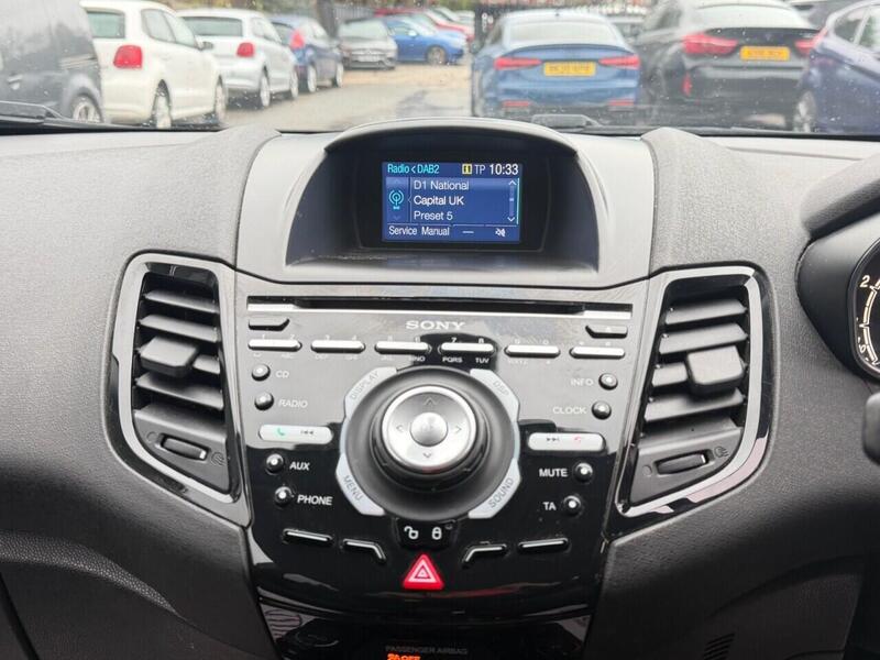 Used Ford Fiesta 2015 for sale - 77149378: Photo 28