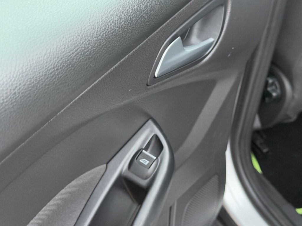 Used Ford Focus 2018 for sale - 76386204: Photo 24