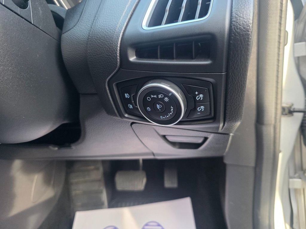 Used Ford Focus 2017 for sale - 76439058: Photo 28