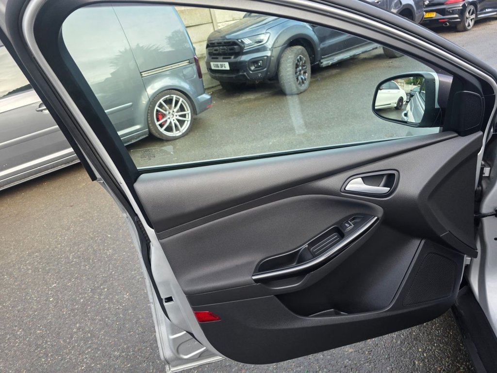 Used Ford Focus 2017 for sale - 76439058: Photo 43