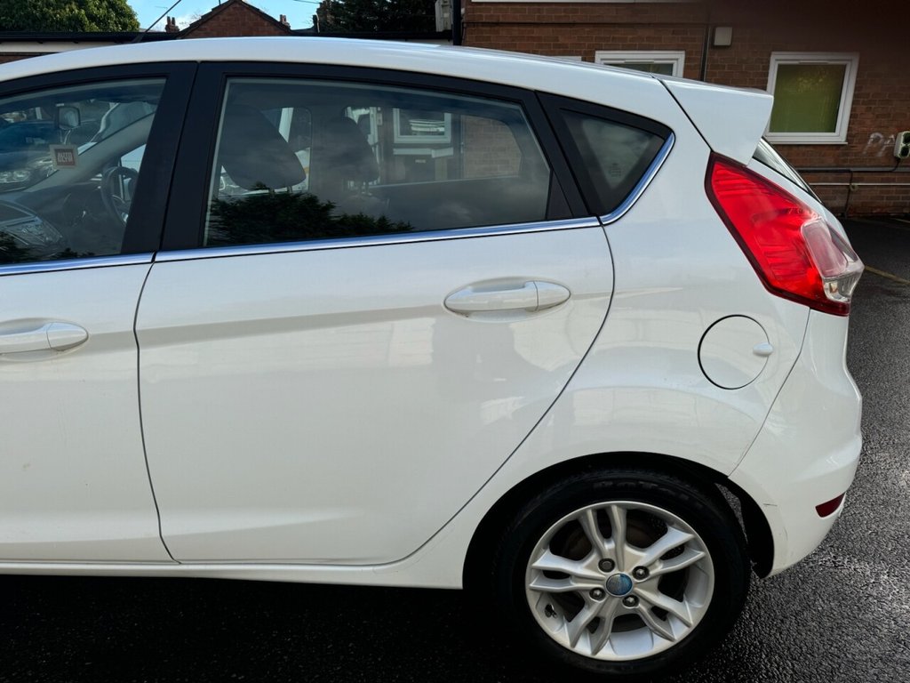 Used Ford Fiesta 2015 for sale - 76376206: Photo 26