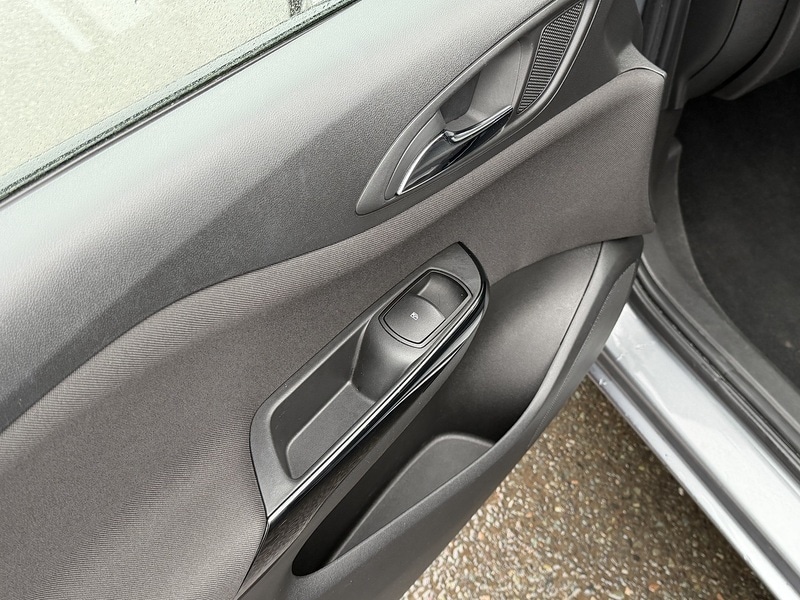 Used Vauxhall Corsa 2018 for sale - 77701919: Photo 39