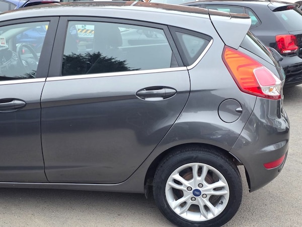 Used Ford Fiesta 2016 for sale - 76280133: Photo 14