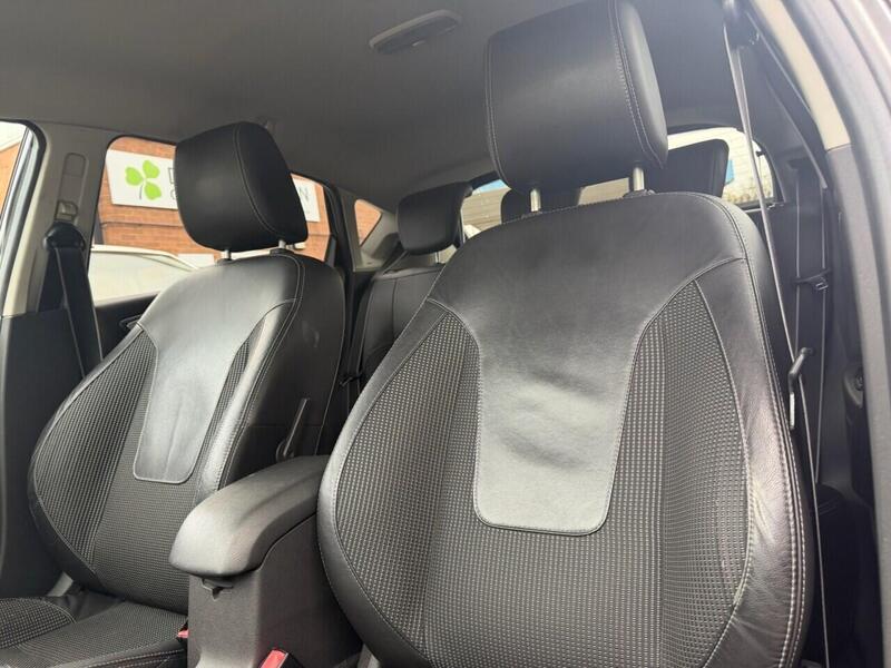 Used Ford Fiesta 2013 for sale - 77149431: Photo 42