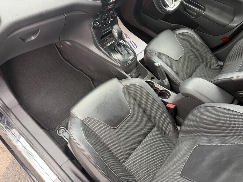 Used Ford Fiesta 2013 for sale - 77149431: Photo 43