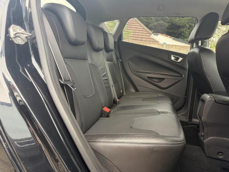 Used Ford Fiesta 2013 for sale - 77149431: Photo 48