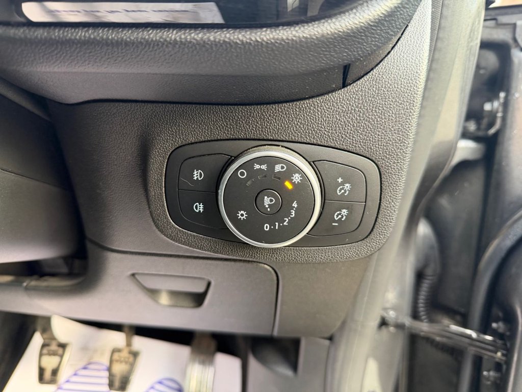 Used Ford Fiesta 2018 for sale - 76740700: Photo 24