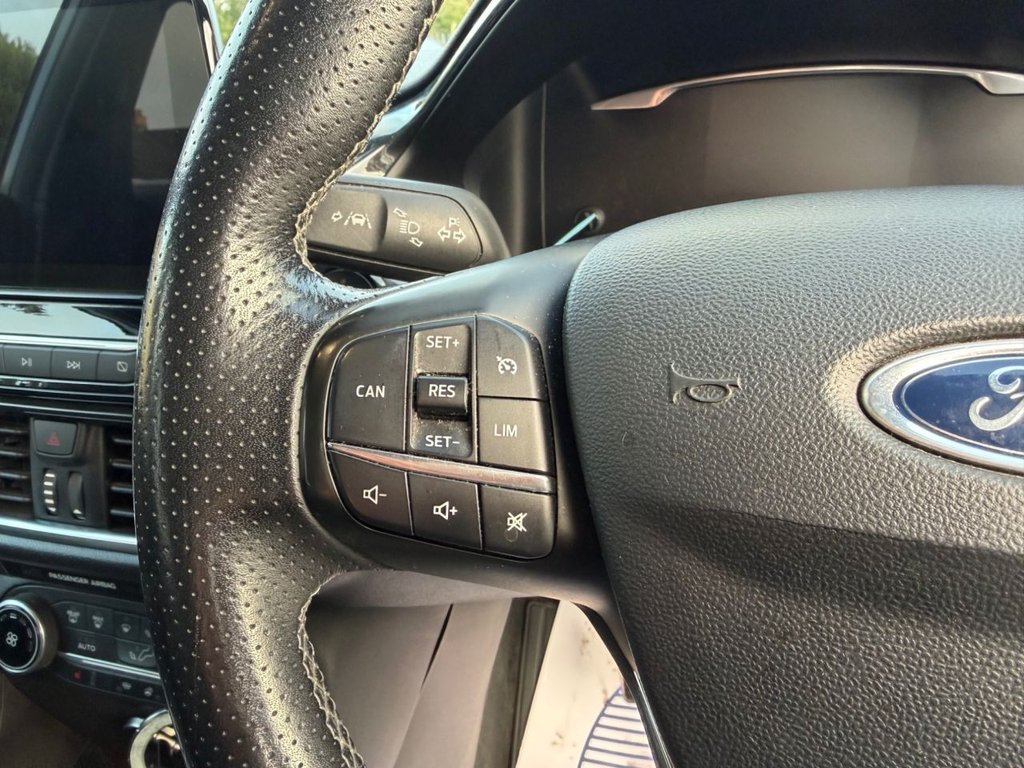 Used Ford Fiesta 2018 for sale - 76740700: Photo 28