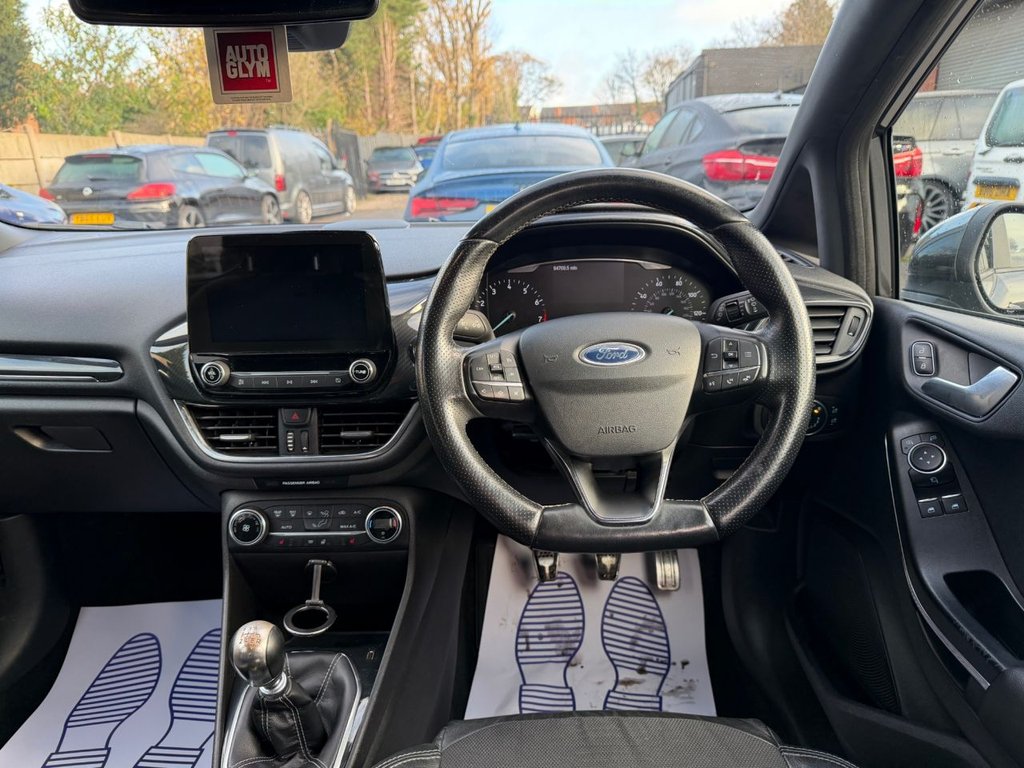 Used Ford Fiesta 2018 for sale - 76740700: Photo 3